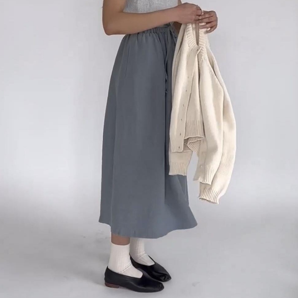 Gillian Stevens Adrie Linen Midi Skirt in Slate Blue - 2 (medium)